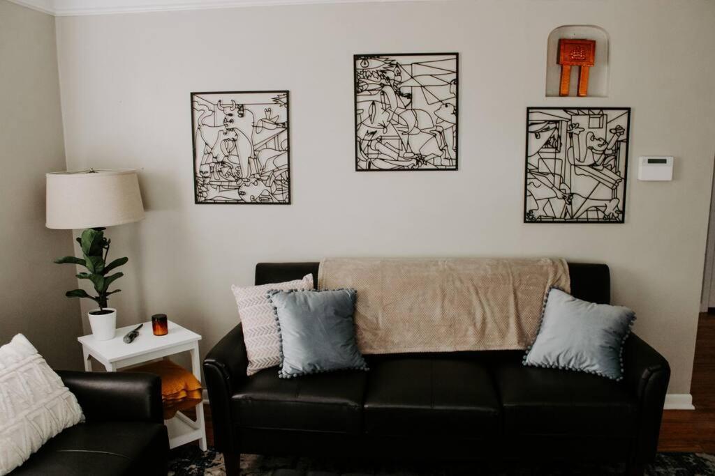 Cozy House Near Lake Erie, 10 Minutes To Downtown. 클리블랜드 외부 사진