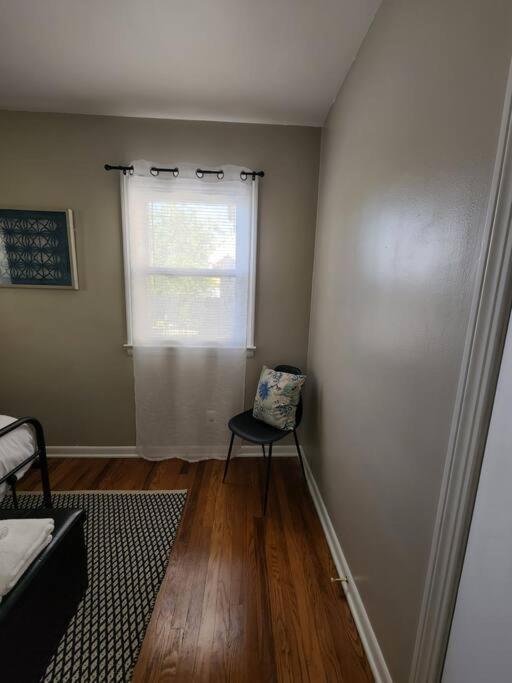 Cozy House Near Lake Erie, 10 Minutes To Downtown. 클리블랜드 외부 사진